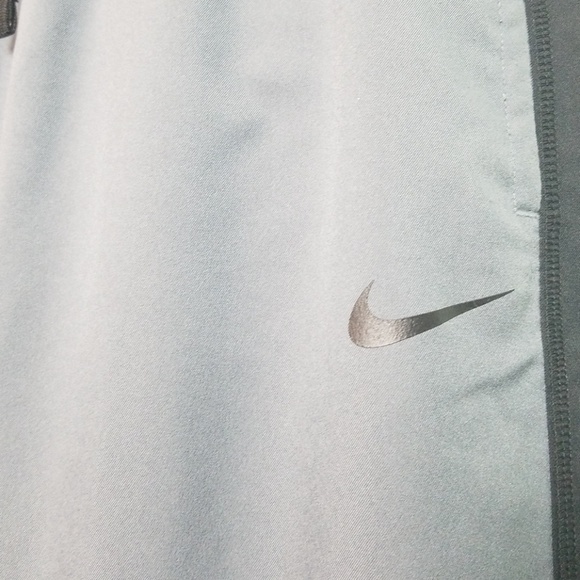 Pants - Picture 3 of 4